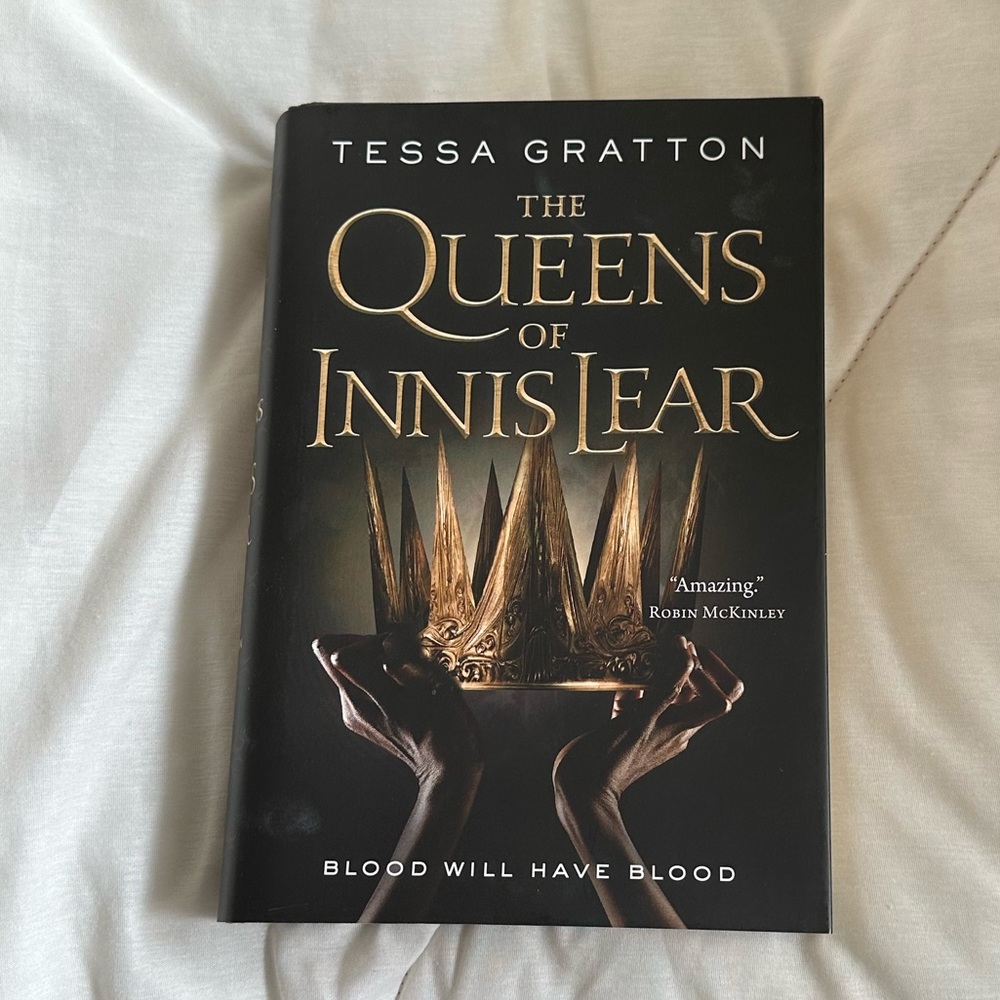 the queens of innis lear by tessa gratton